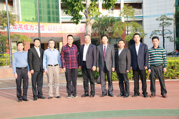 北京語(yǔ)言大學(xué)領(lǐng)導(dǎo)專家來(lái)集團(tuán)考察， 攜手共進(jìn)，創(chuàng)辦一流的高端國(guó)際教育 