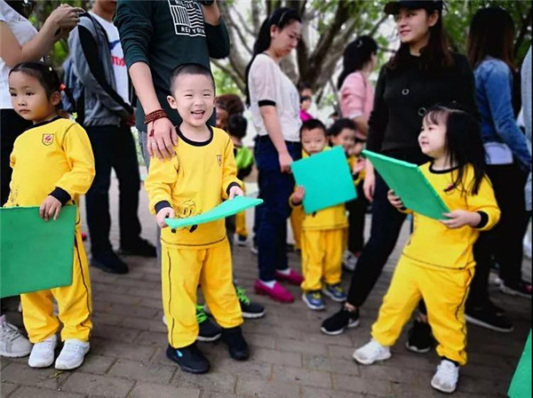 小班組社會實踐系列活動——嗨！你好！