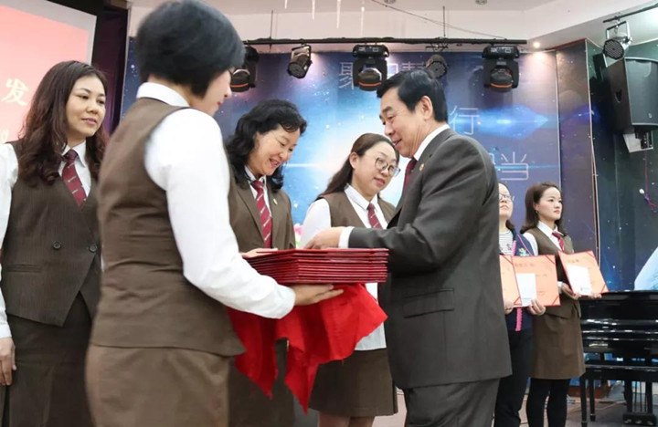 美好教育開新局，競(jìng)創(chuàng)一流再出發(fā)——龍華中英文開學(xué)準(zhǔn)備工作緊鑼密鼓